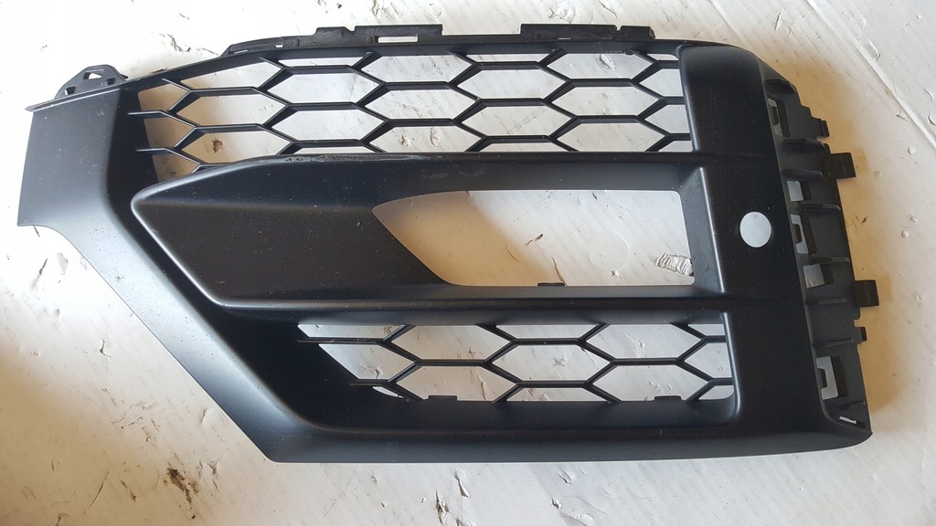 фото №1, Решітка бампера pr перед audi q2 s-line 81a807682l