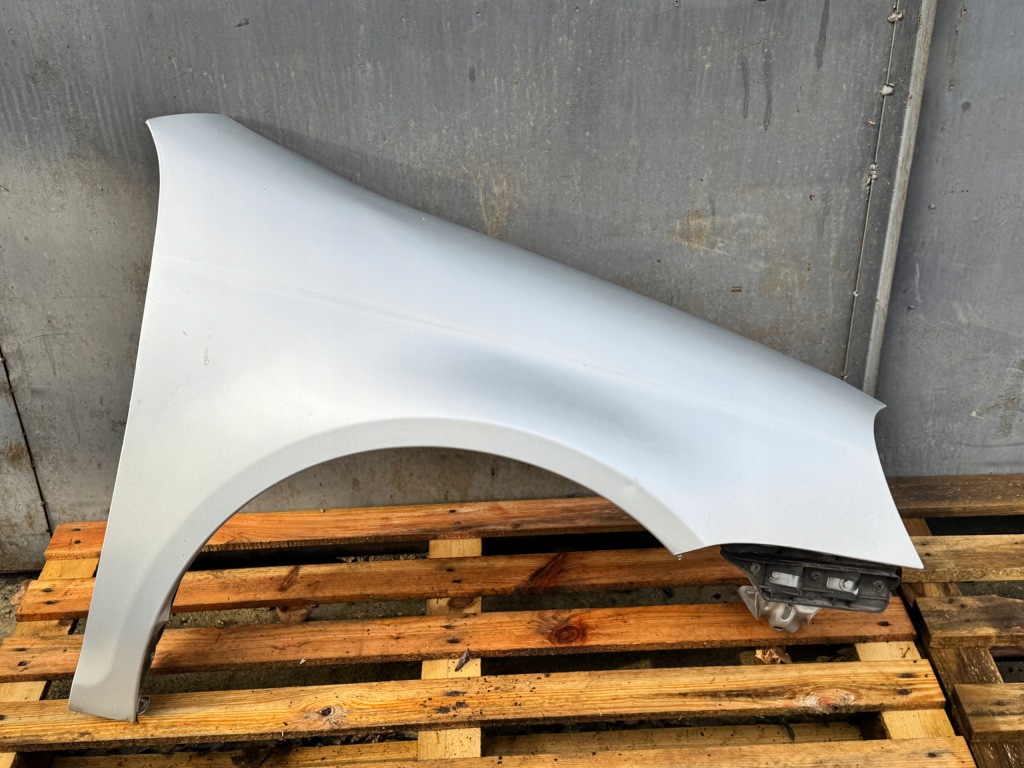 фото №1, Vw golf v 5 крыло передний правый