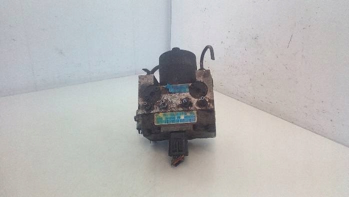 Купити Насос abs land rover freelander 2,0 d 10123099