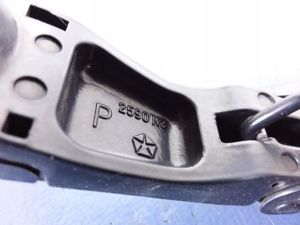 фото №4, Grand cherokee wk2 важелі двірники перед 2szt.