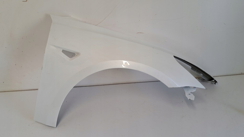 Купить Крыло  правый  перед tesla 3