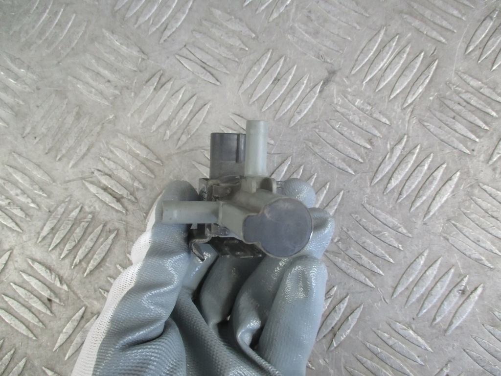 фото №8, Клапан вакууму 90080-91218 , 136200-2580 toyota corolla e12 1.4 b 01-04