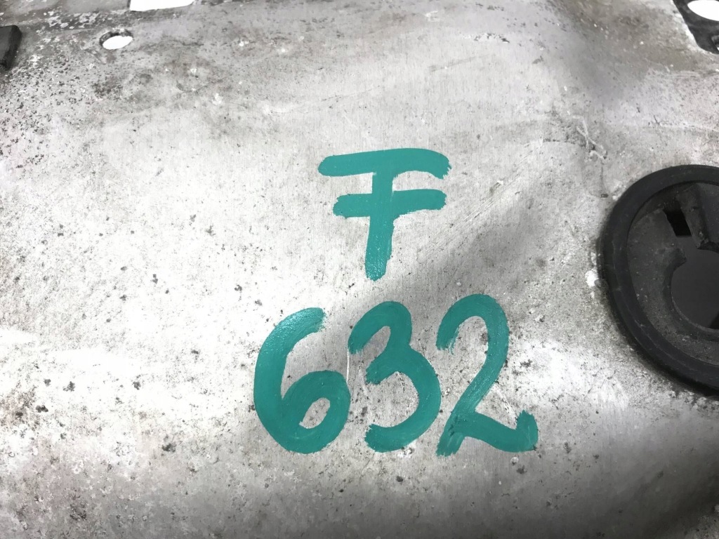 Porsche macan підсилювач верхній поперечина перед 95b805479f Київ