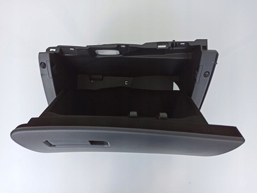 фото №5, Infiniti q30 бардачок пассажира 2015 rok europa 685005df0a qx30