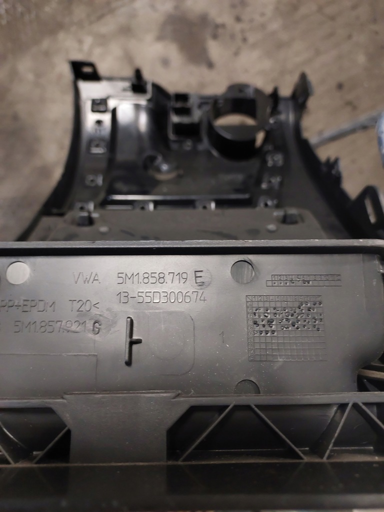 фото №7, Бардачок панелі vw golf plus 5m1858210b