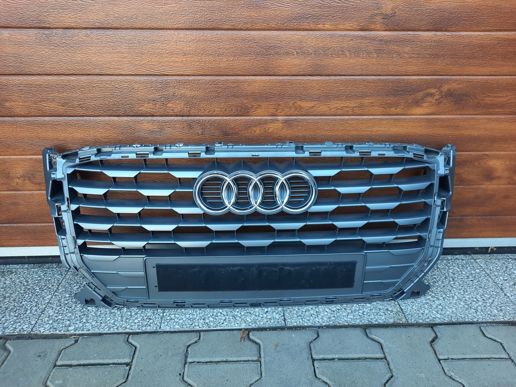 фото №1, Audi q2 решітка радіатора решітка радіатора ідеальний стан 81a853651