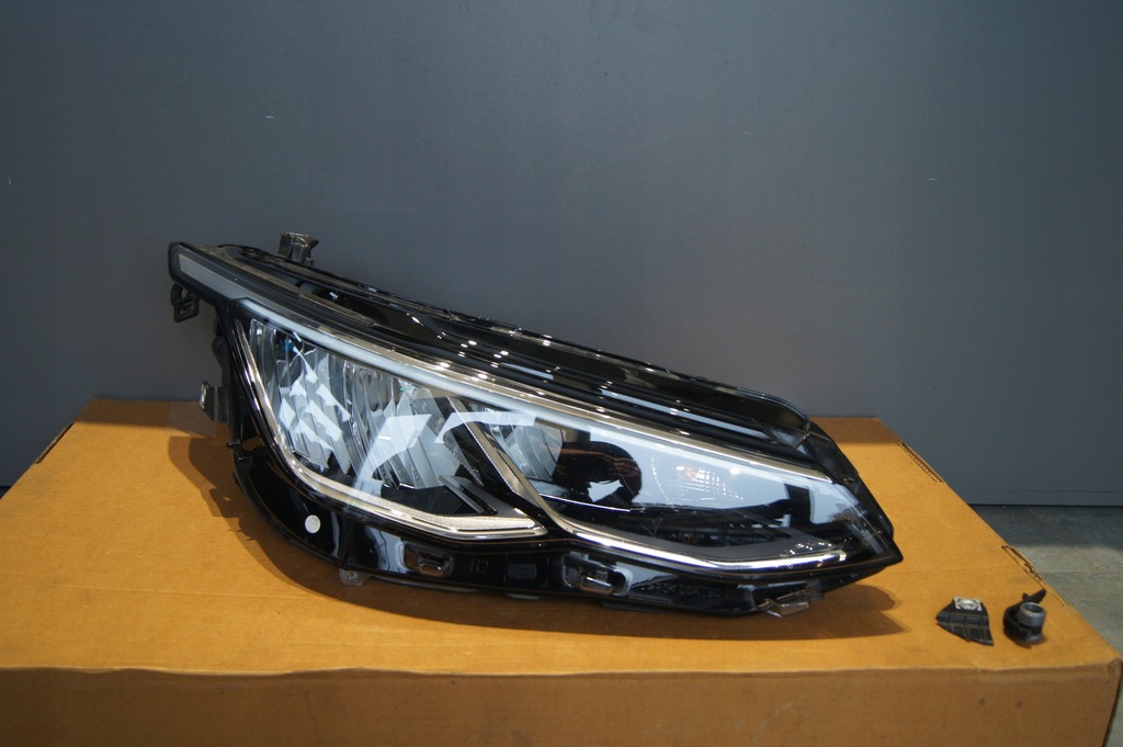 фото №1, Лампа vw golf 8 viii led правая 5h1941006b