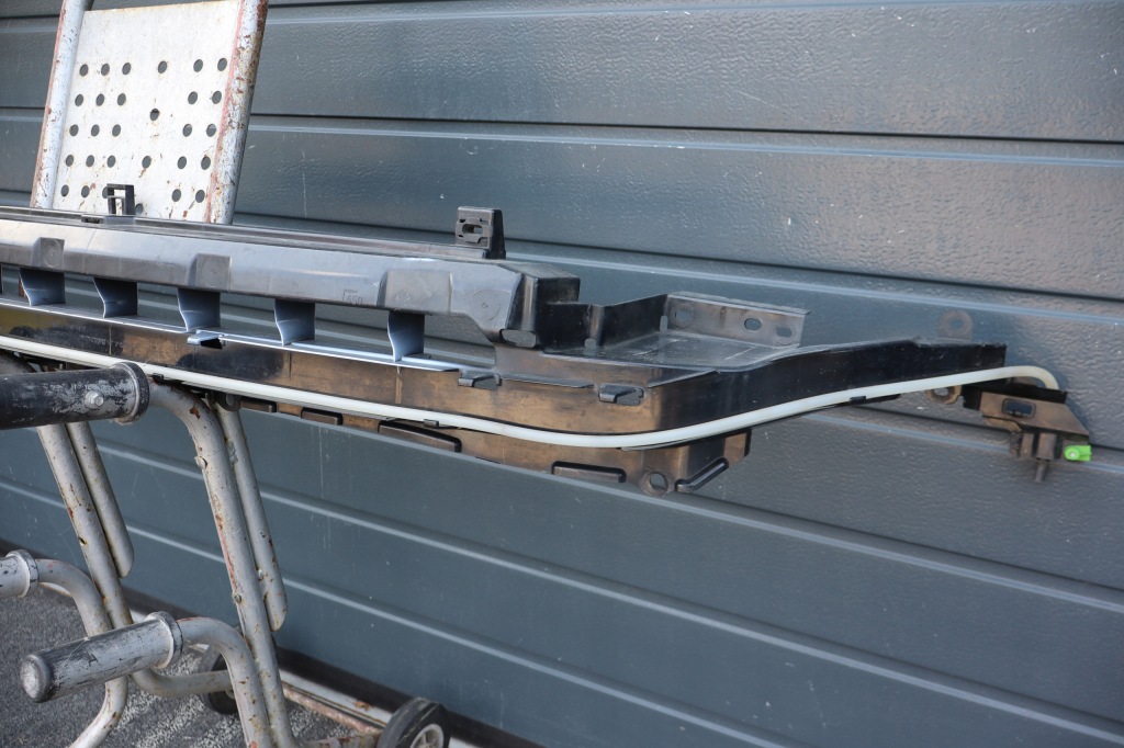 Купить Балка бампера передняя перед land rover discovery sport fk72-17e778-a 2014