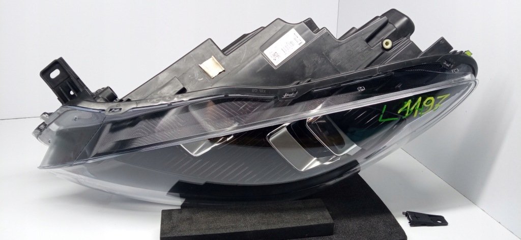 Ford kuga mk3 3 19- фара левая передняя full led европа  lv4b-13e017-ah с Разборки
