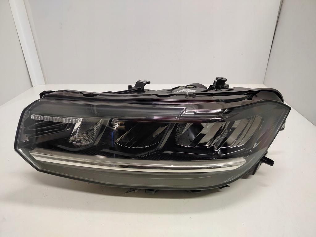 фото №1, Vw t-cross lift led лампа левая