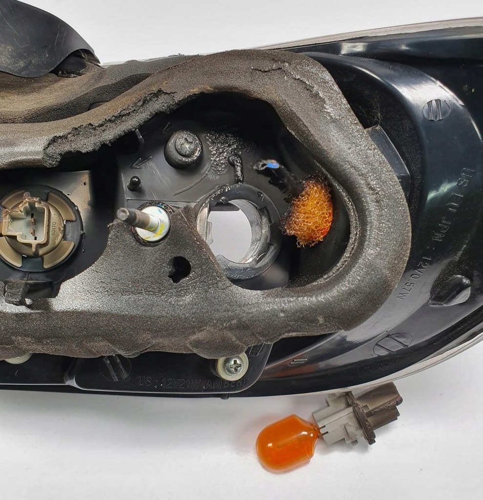 фото №7, Лампа левый задняя задняя mazda rx-8 rx8 220-61009 europa