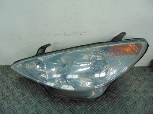 фото №1, Фара левый toyota previa 01r