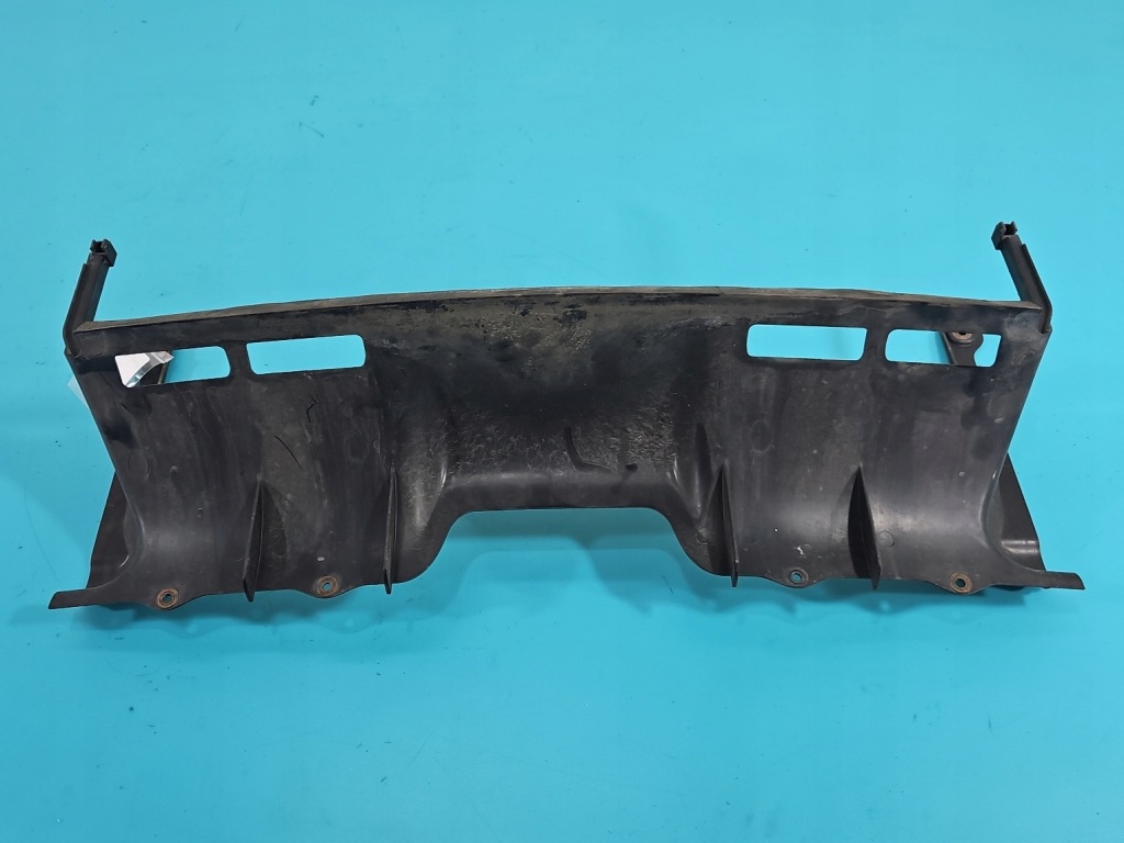 Купити Захист  заглушка пластик porsche cayenne 1 7l5121285b