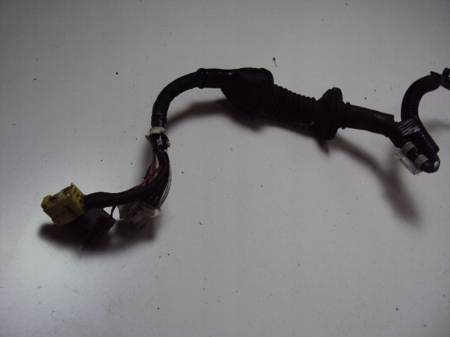 фото №3, Электропроводка дверь левый перед toyota iq