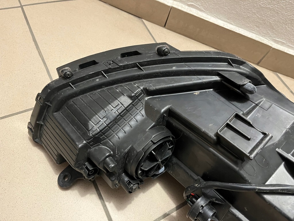 фото №13, Hyundai ix20 ix-20 10- лампа передняя перед левая