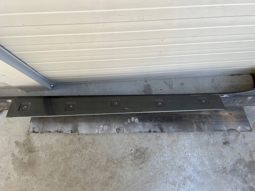 фото №7, Порог молдинг порог правая ferrari ff