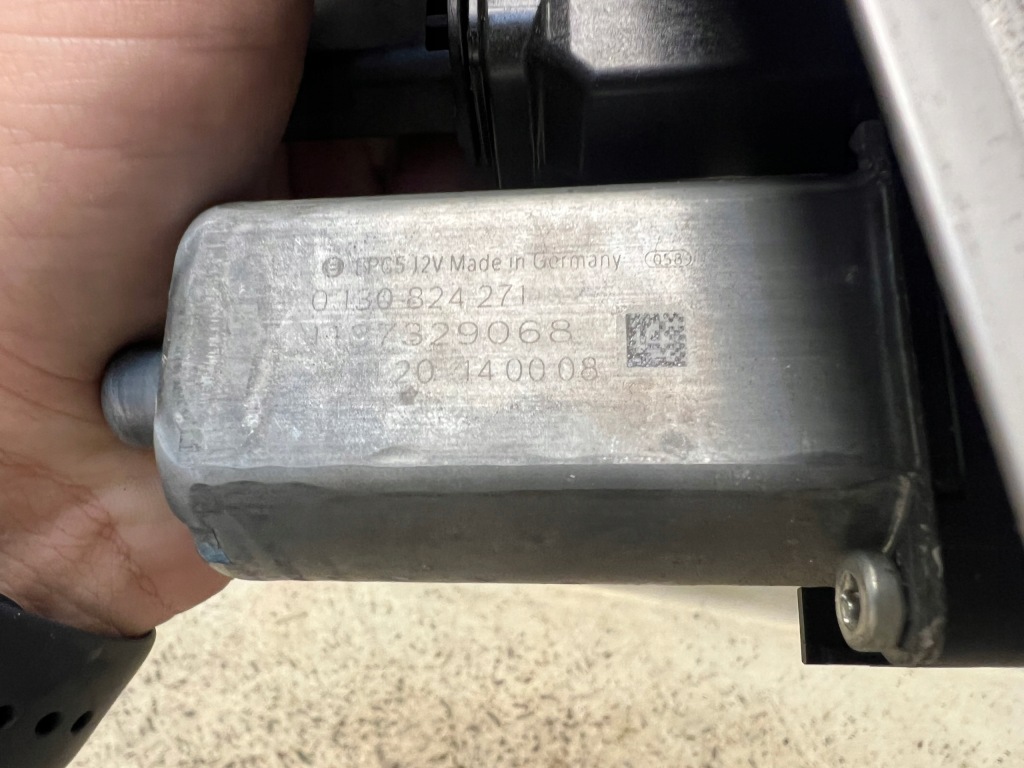 Opel crossland x lift підйомник скло лівий перед 6 pin європа Оригінал