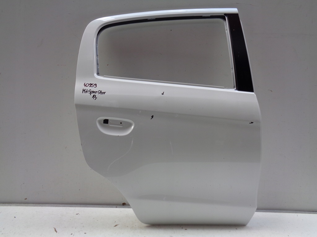 фото №1, Двері праве задні mitsubishi space star 13- nr 40959