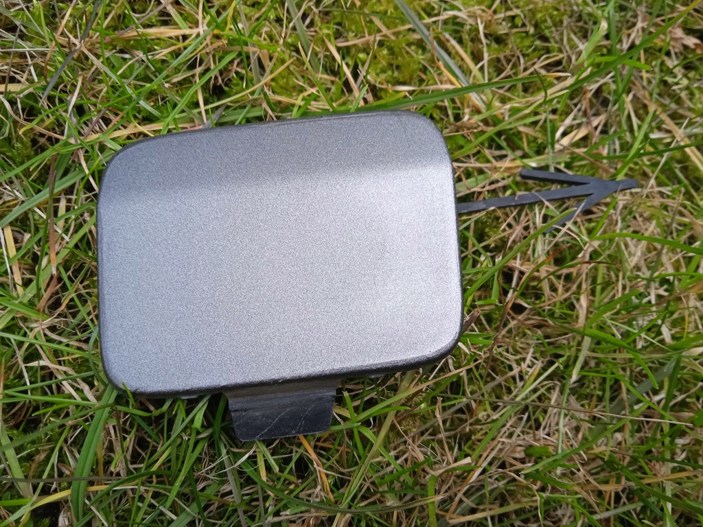 фото №1, Audi q7 4m заглушка фаркоп бампера задня lm7q