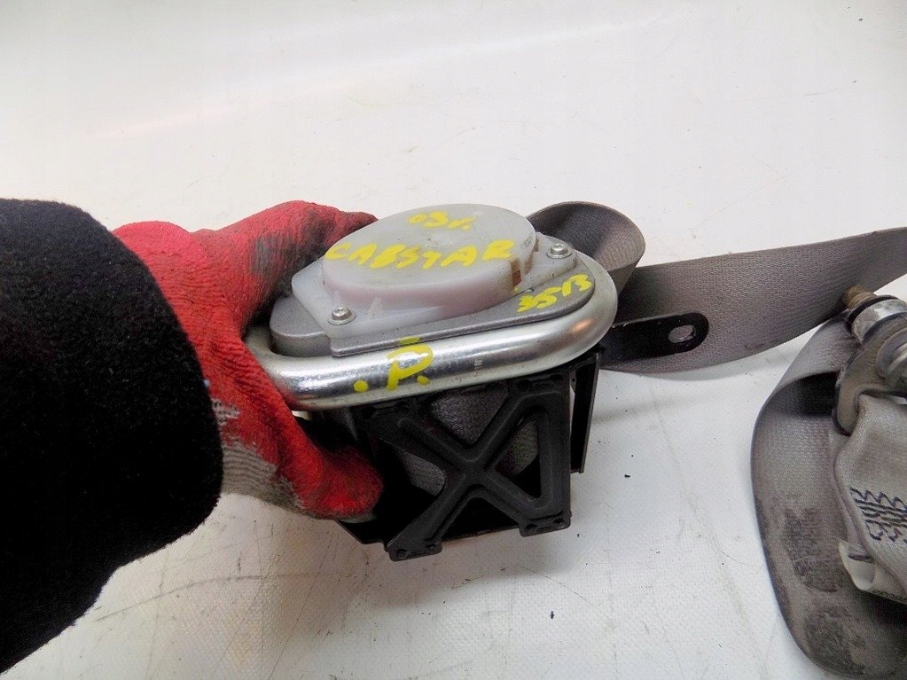 фото №4, Nissan cabstar 35 07-13 pas безопасности правый