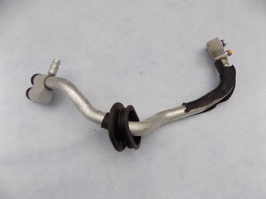 фото №1, Dw audi a5 шланг кондиционера 8k1260712k