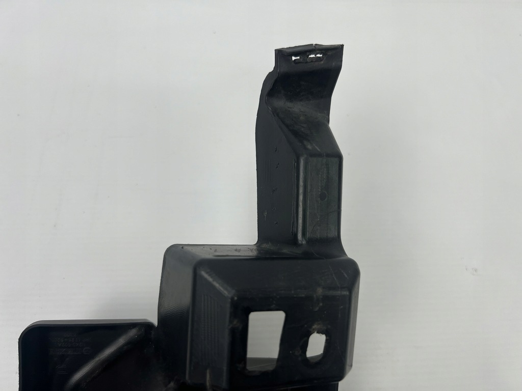 фото №10, Mazda mx-5 mx5 iv 4 2015 - напрямна кронштейн бампера задня правий n243-502a1