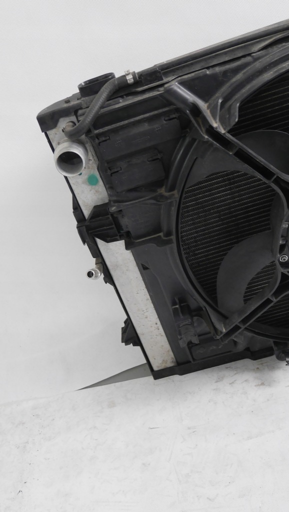 фото №7, Bmw e60 e61 комплект радиатор бензин 2,0i