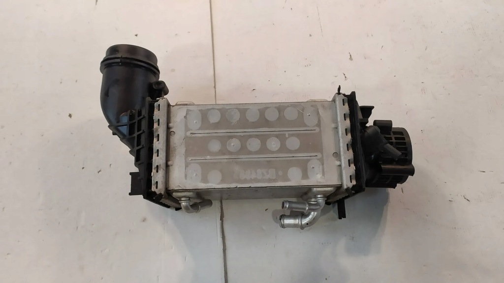 Купить Радиатор интеркулер vw golf viii