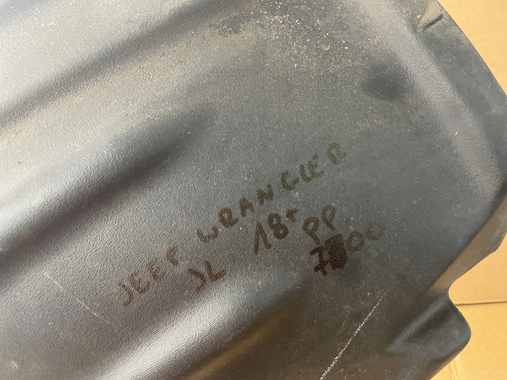 фото №5, Jeep wrangler jl 18+ подкрылок правое перед передние 68270814ac idealne