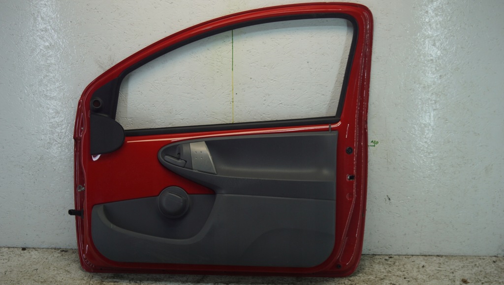 фото №16, Дверь правый перед toyota aygo i 3d