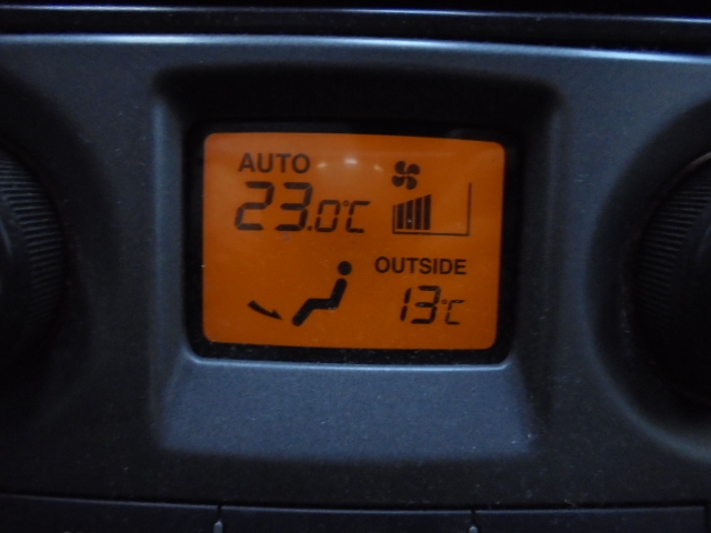 фото №8, Kia carens iii un панель управление обдув 97250-1d751