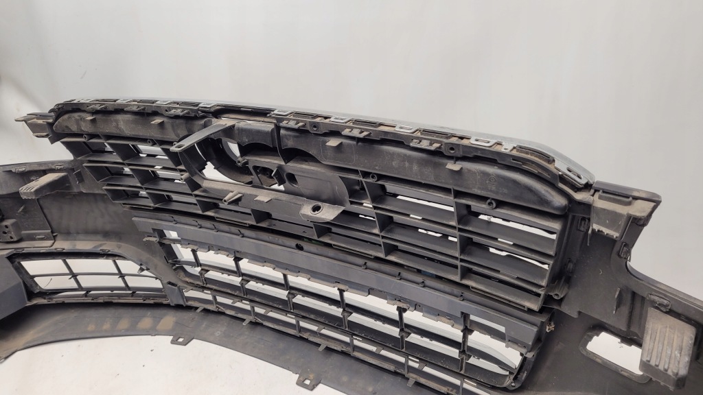 фото №16, Audi a8 4h0 14r-lift бампер с решётка оригинал