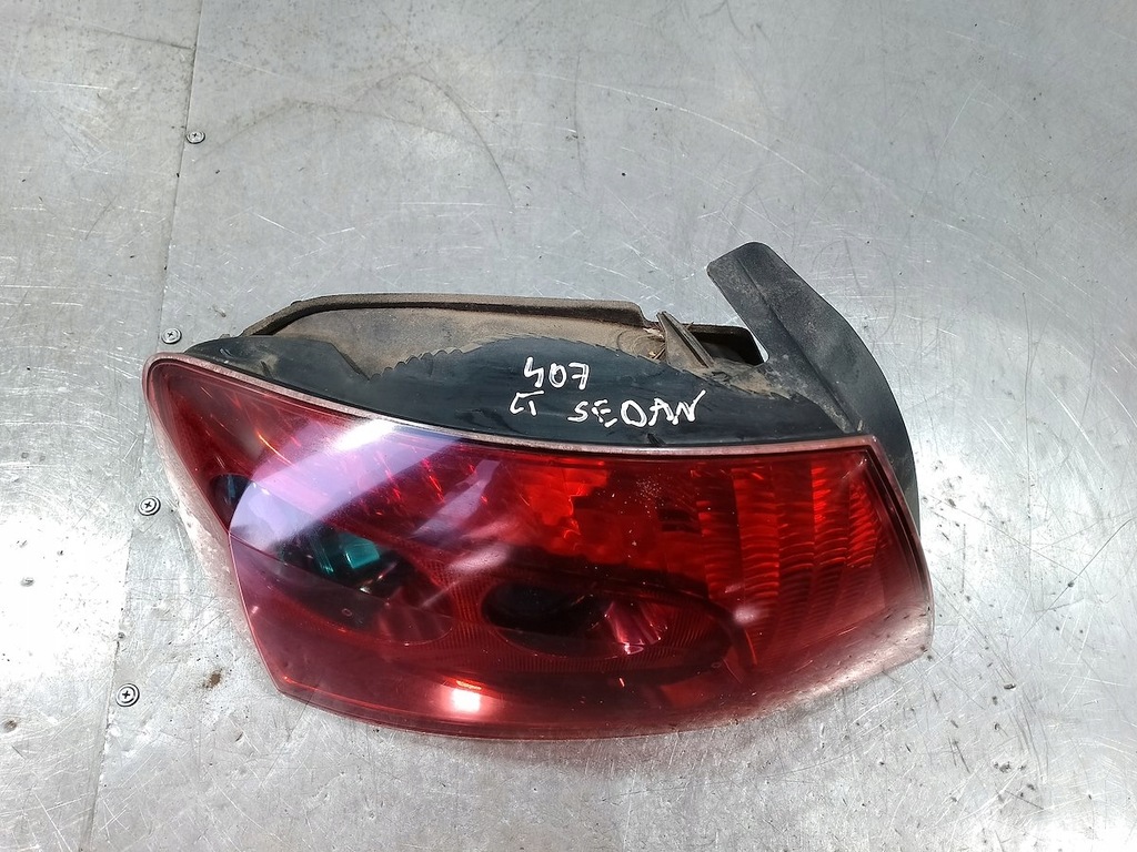 фото №7, Лампа задня ліва peugeot 407 9656606380 sedan