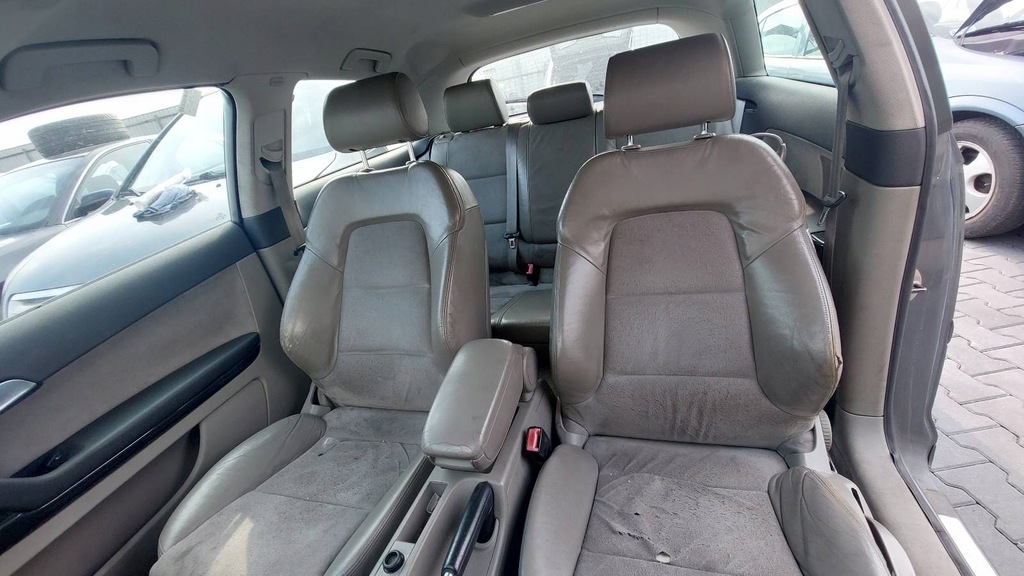 фото №1, Сиденья левый правый заднее сиденье задняя audi a3 8p hb 3d