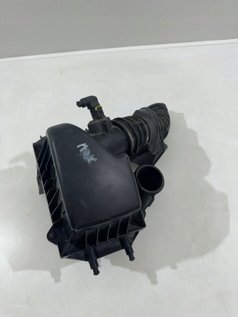 Купити Корпус фільтра повітря opel mokka 1.6 112133s01
