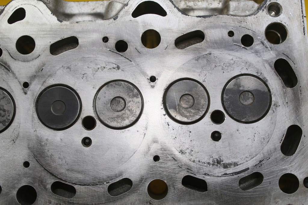 фото №14, Головка двигателя toyota auris corolla 1nd 1.4 d