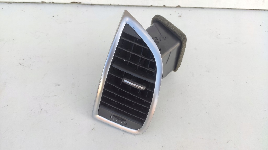 фото №1, Audi q7 4l решётка обдув левая 4l0820901t