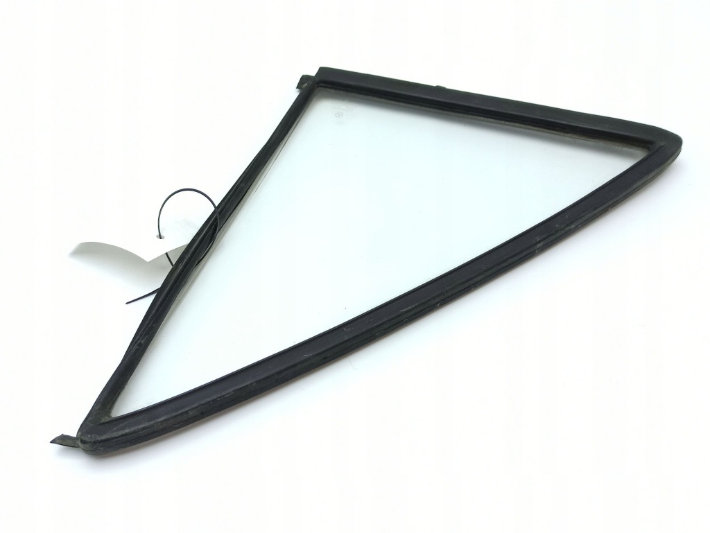 Скло трикутне двері задніх ліва сторона mercedes-benz compakt w115 Ціна