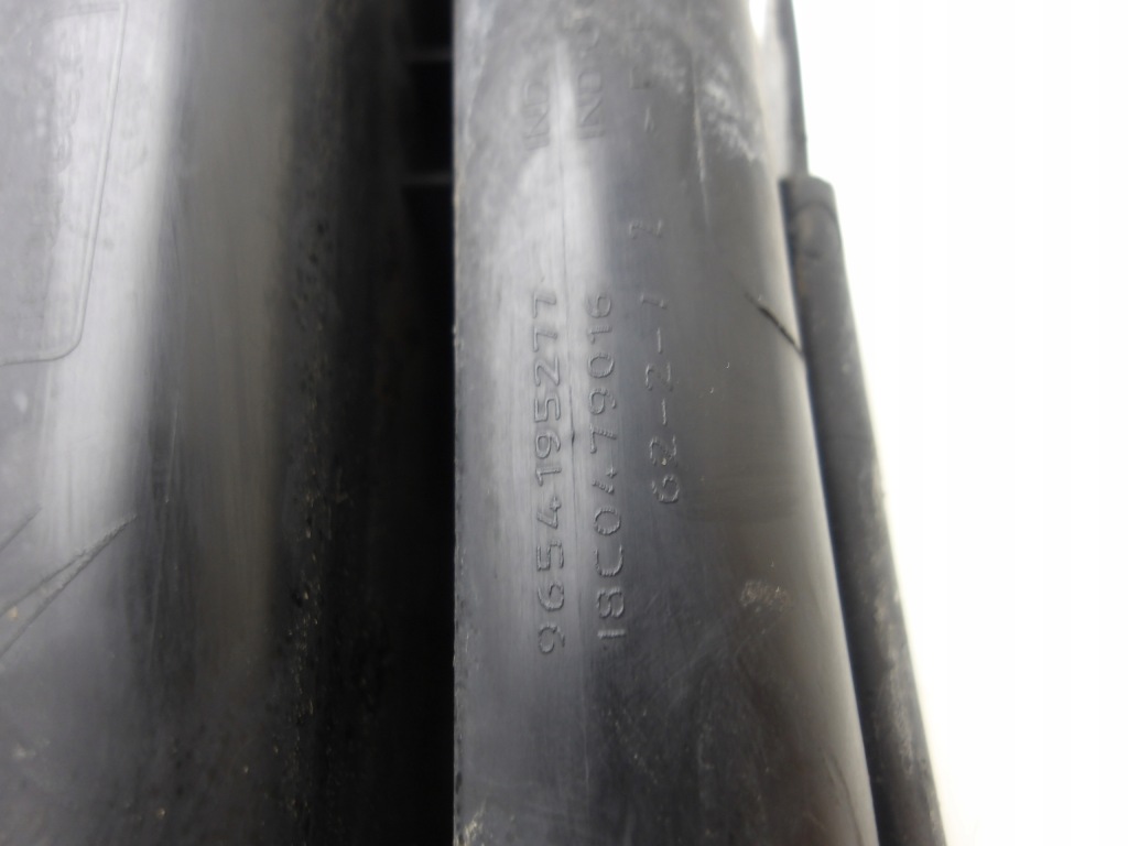 фото №10, C4 picasso i 06- решётка бампера передняя перед оригинальный номер