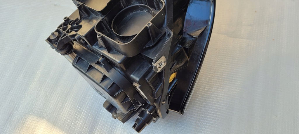 фото №7, Vw sportsvan 14-18r лампа правая 517941031b