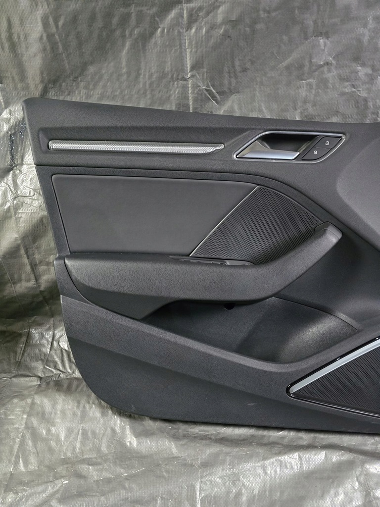 фото №5, Audi a3 s3 8v sline 2017 перед сторона ліва обшивки двері 8v4867105b