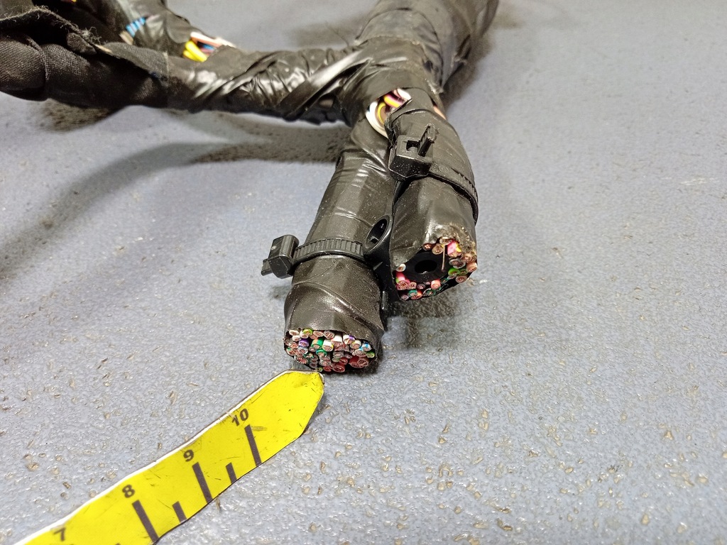 фото №11, Grand cherokee wk2 джгут салону салонна