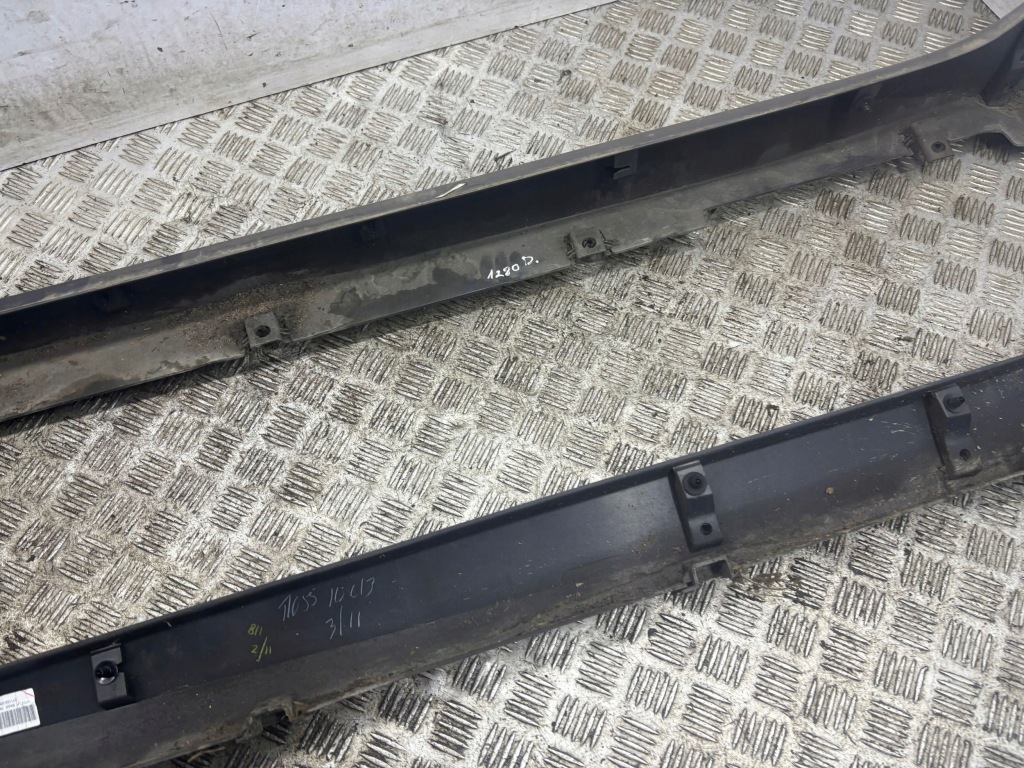 Накладка поріг комплект nissan leaf ii ze1 768506wl2d Київ