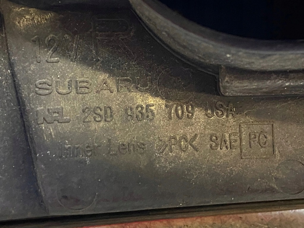 фото №9, Subaru legacy 2001 правая сторона лампа задняя