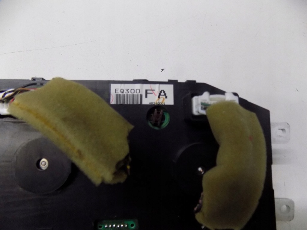 фото №5, Nissan x-trail t30 2.5 b лічильник спідометр