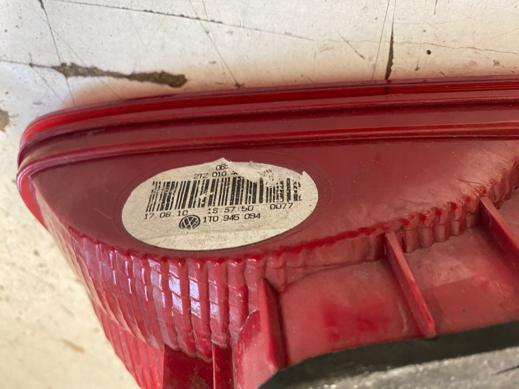 фото №9, Vw touran лампа правый задняя w крышка 1t0945094