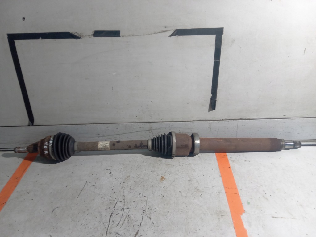 фото №1, Ford focus mk3 приводной вал правая 1.0 eb 5 передач bv61-3b436-uc