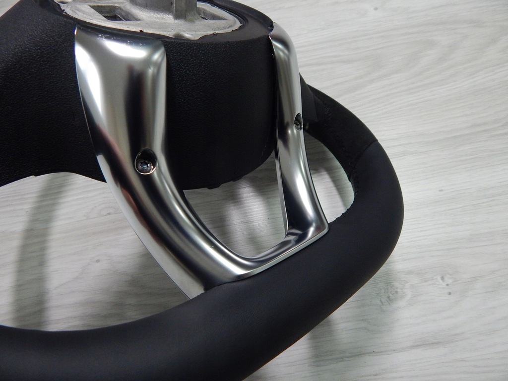 фото №9, Mercedes glb x247 w247 amg повітропровід шкіра alcantara обшивка czytaj опис