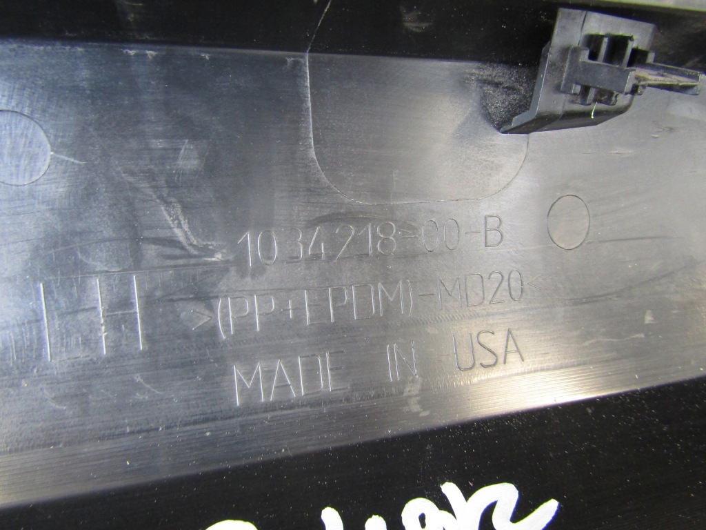 Молдинг поріг ліва tesla x 1034218-00-b поріг 15- Київ