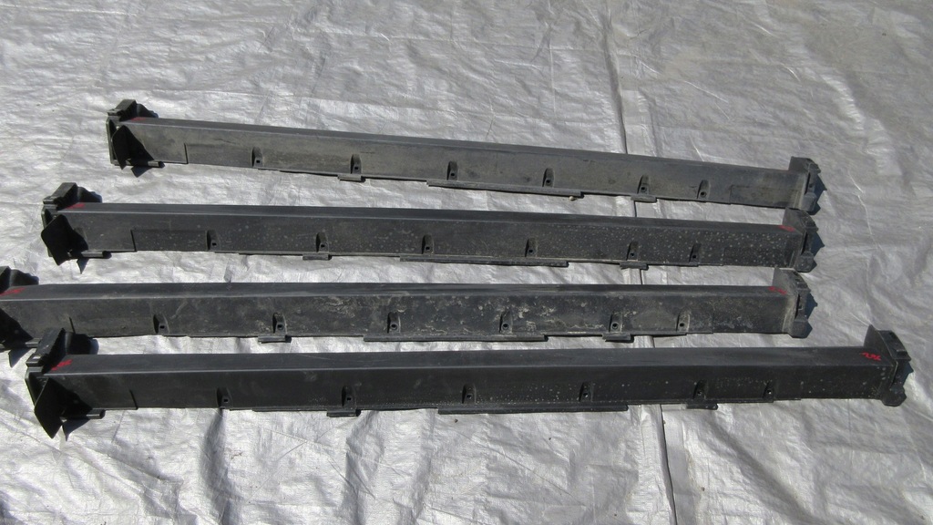 фото №1, Renault koleos ii правий поріг молдинг поріг права // 205-208